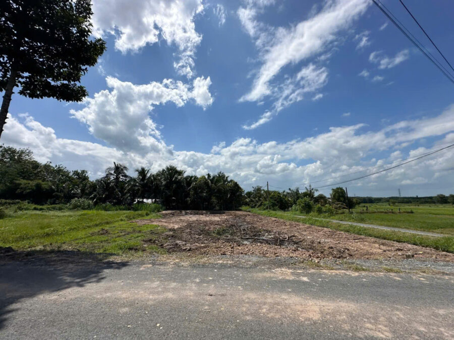 Bán đất nền Nhuận Đức, Củ Chi, TP.HCM Lô góc 2 mặt tiền, mặt tiền đường nhựa 12m, Diện tích 670m² (17 × 36)